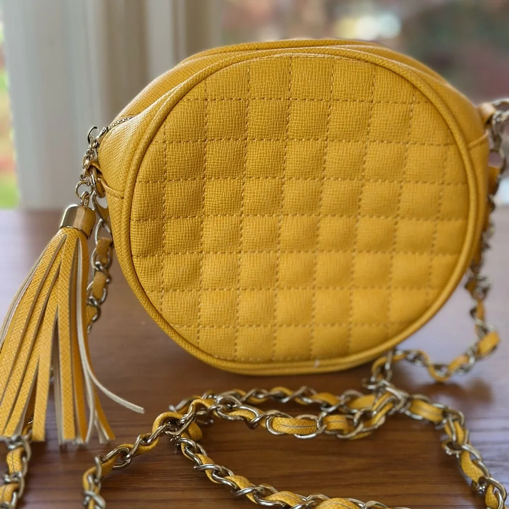 Sondra Roberts SR2 Round Quilted Yellow Crossbody Bag VGUC